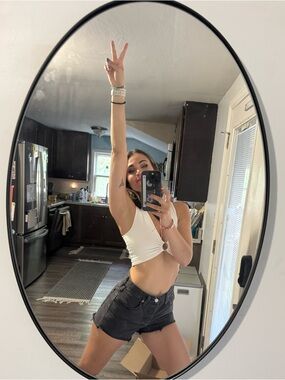 Meet your Posher, Mandy